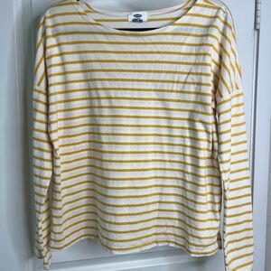 Old Navy Yellow and White Striped Top Size Medium Relaxed Cotton Stretch